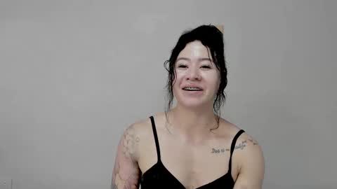 Angel online show from October 2025 01:50:01 AM