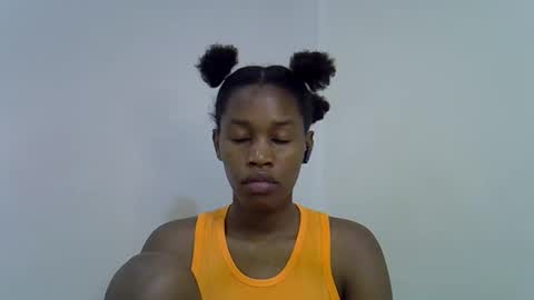 angel_mia5 online show from November 2025 04:40:02 PM