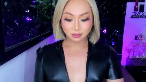 Snapshot of angel_off_hell chatting on April 2026 03:32:02 PM Angel No Mercy online show from April 2026 03:32:02 PM