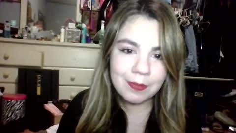 Angel online show from November 2025 05:39:01 AM