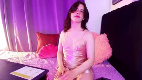 Snapshot of angel_shinyy chatting on April 2026 12:09:02 AM Angel online show from April 2026 12:09:02 AM