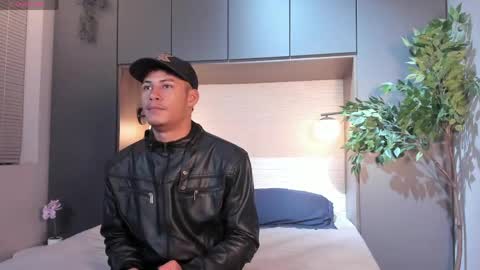 Snapshot of angel_silva_ chatting on April 2026 11:57:01 AM Angel online show from April 2026 11:57:01 AM