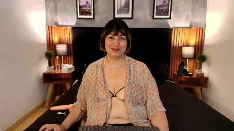 angel_velvet_ online show from November 2025 04:30:02 PM