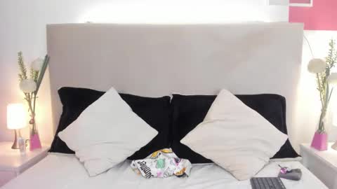 Snapshot of angel_velvet_ chatting on March 2026 10:36:01 PM angel_velvet_ online show from March 2026 10:36:01 PM