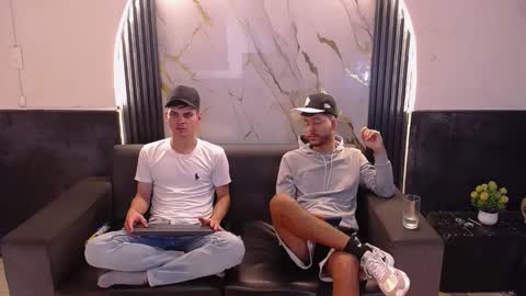 Snapshot of angel_villareal_ chatting on March 2026 10:01:01 AM angel_villareal_ online show from March 2026 10:01:01 AM