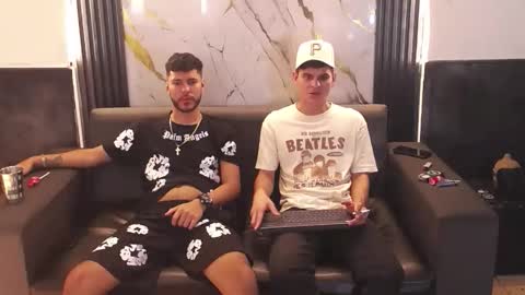 Snapshot of angel_villareal_ chatting on March 2026 05:44:01 AM angel_villareal_ online show from March 2026 05:44:01 AM