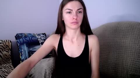 Snapshot of angel_zoe77 chatting on December 2024 10:39:01 AM Zoe online show from December 2024 10:39:01 AM