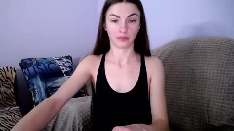 Snapshot of angel_zoe77 chatting on December 2024 09:28:02 AM Zoe online show from December 2024 09:28:02 AM