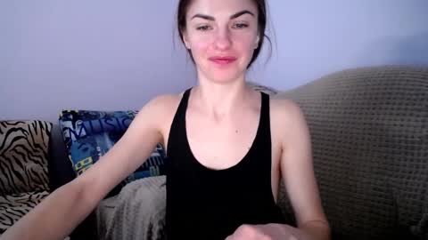 Snapshot of angel_zoe77 chatting on January 2025 12:05:02 PM Zoe online show from January 2025 12:05:02 PM