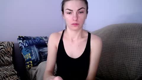 Snapshot of angel_zoe77 chatting on January 2025 08:18:02 AM Zoe online show from January 2025 08:18:02 AM