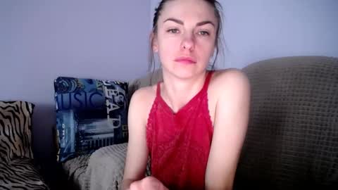 Snapshot of angel_zoe77 chatting on October 2025 08:12:01 AM Zoe online show from October 2025 08:12:01 AM