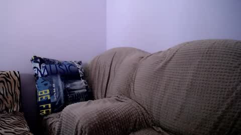 Snapshot of angel_zoe77 chatting on October 2025 08:34:01 AM Zoe online show from October 2025 08:34:01 AM