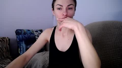 Snapshot of angel_zoe77 chatting on November 2025 09:30:02 AM Zoe online show from November 2025 09:30:02 AM