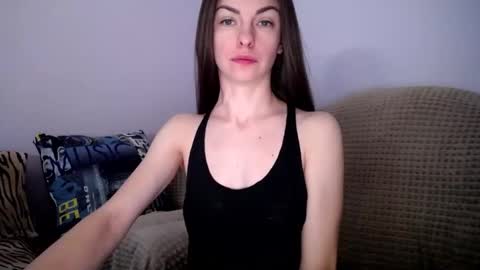 Snapshot of angel_zoe77 chatting on December 2025 10:13:02 AM Zoe online show from December 2025 10:13:02 AM