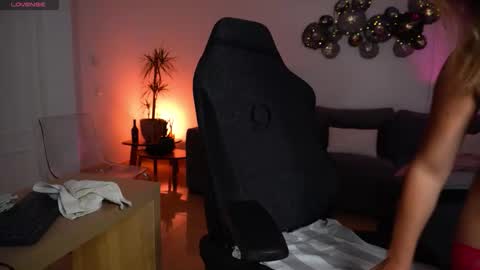 Snapshot of angela_desire chatting on April 2026 09:20:02 PM Angela online show from April 2026 09:20:02 PM