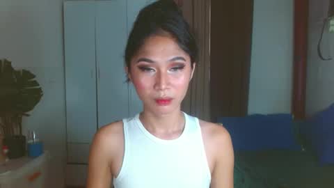 angela online show from December 2024 01:30:01 AM