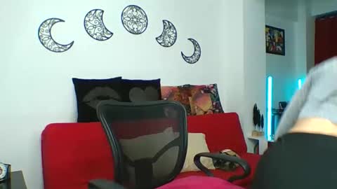 Snapshot of angela_mis chatting on April 2026 09:52:01 PM Angela online show from April 2026 09:52:01 PM