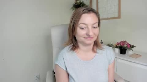 Snapshot of angela_samt chatting on September 2025 05:53:02 AM Angela online show from September 2025 05:53:02 AM