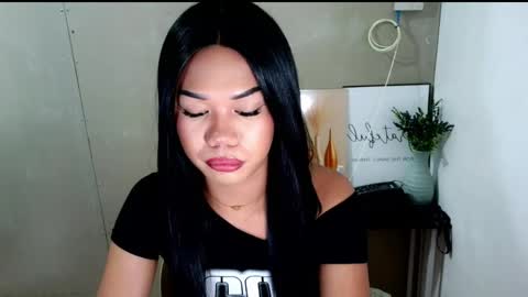 Snapshot of angela_star888 chatting on May 2026 09:23:02 PM angela_star888 online show from May 2026 09:23:02 PM