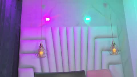 Snapshot of angelaa_cute chatting on April 2026 12:06:02 PM ANGELA online show from April 2026 12:06:02 PM