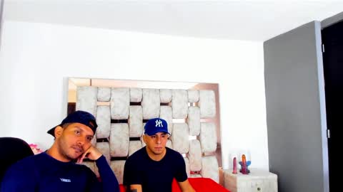 Snapshot of angelandchris chatting on September 2025 12:27:02 PM Angel And Cris online show from September 2025 12:27:02 PM