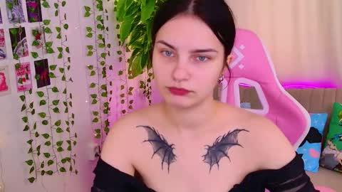 angel online show from November 2025 10:15:02 AM