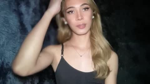 Angel online show from December 2025 04:34:02 PM