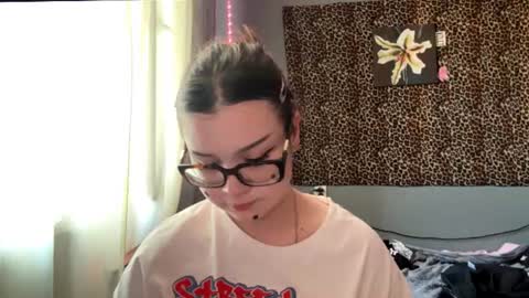 angelcatier online show from August 2026 03:37:01 PM