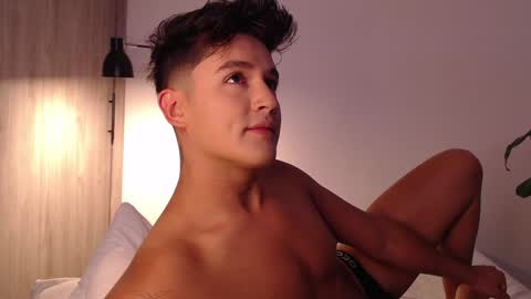 Angel online show from December 2024 09:22:01 PM