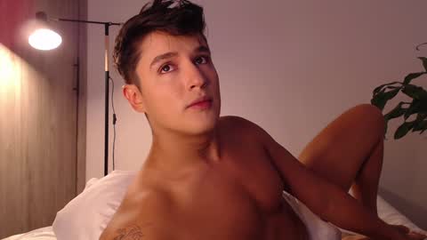 Angel online show from December 2024 07:41:02 PM