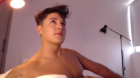 Angel online show from October 2025 08:17:02 PM