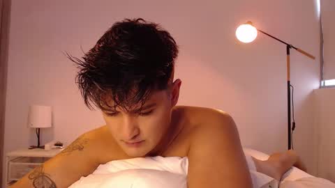 Angel online show from December 2025 07:53:02 PM