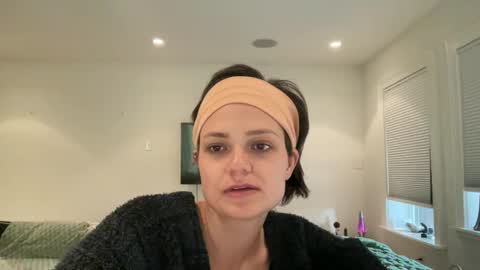 Snapshot of angeleleven11 chatting on October 2025 07:11:01 PM angeleleven11 online show from October 2025 07:11:01 PM