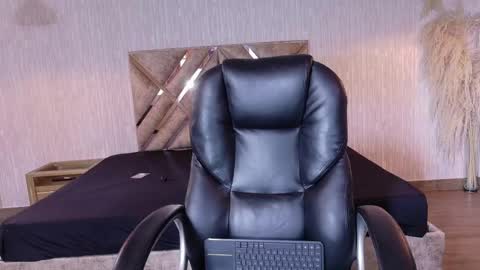 Snapshot of angeles_azul chatting on April 2026 04:55:01 PM angel online show from April 2026 04:55:01 PM