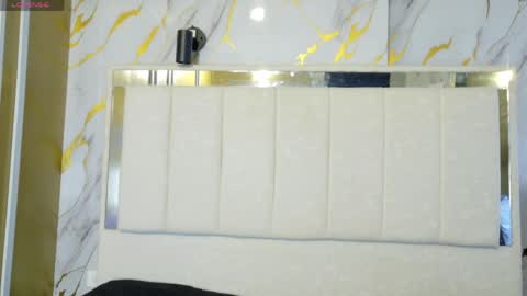 Snapshot of angeles_azul chatting on May 2026 01:30:02 PM angel online show from May 2026 01:30:02 PM