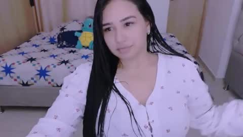 Snapshot of angeleslinda chatting on January 2025 07:11:01 PM anastasia online show from January 2025 07:11:01 PM