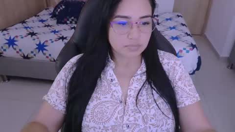 Snapshot of angeleslinda chatting on January 2025 07:37:01 PM anastasia online show from January 2025 07:37:01 PM