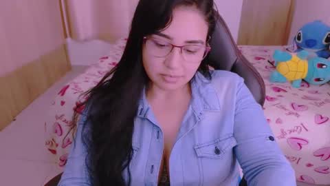 Snapshot of angeleslinda chatting on January 2025 12:58:02 AM anastasia online show from January 2025 12:58:02 AM