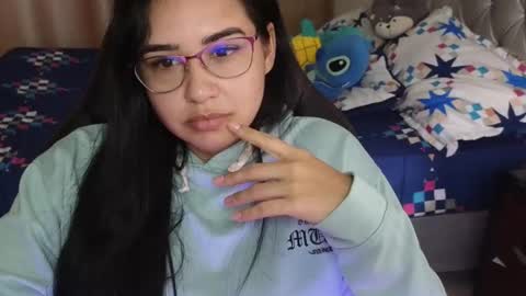 Snapshot of angeleslinda chatting on March 2025 11:14:01 PM anastasia online show from March 2025 11:14:01 PM