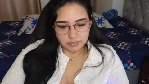 Snapshot of angeleslinda chatting on March 2025 07:01:02 PM anastasia online show from March 2025 07:01:02 PM