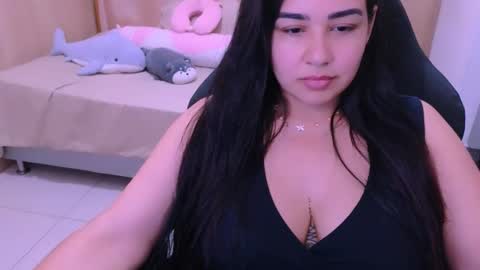 Snapshot of angeleslinda chatting on April 2026 11:02:02 PM anastasia online show from April 2026 11:02:02 PM