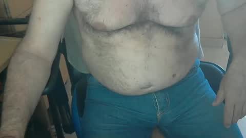 Snapshot of angelgarcia269 chatting on December 2024 06:31:02 PM angelgarcia269 online show from December 2024 06:31:02 PM