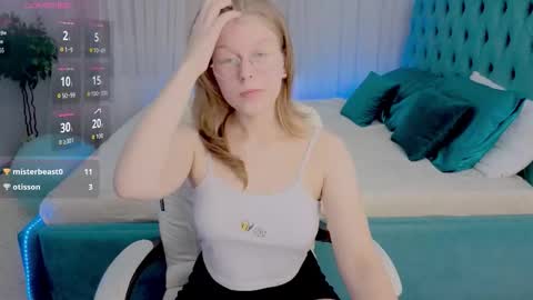 Snapshot of angeli_eyes chatting on November 2025 03:56:01 PM Ksenia online show from November 2025 03:56:01 PM