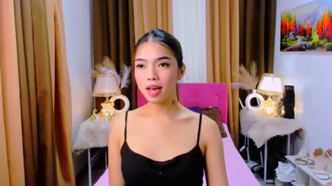 MISS PAU online show from October 2025 01:25:01 AM