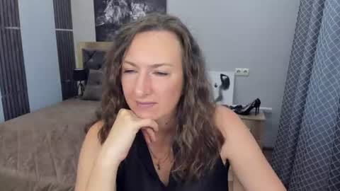 Snapshot of angelicacream chatting on June 2026 05:50:02 AM AngelicaCream online show from June 2026 05:50:02 AM