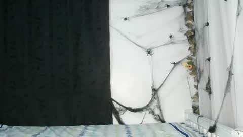 Snapshot of angelicahotparis18 chatting on November 2025 04:04:01 AM angelica gomez online show from November 2025 04:04:01 AM