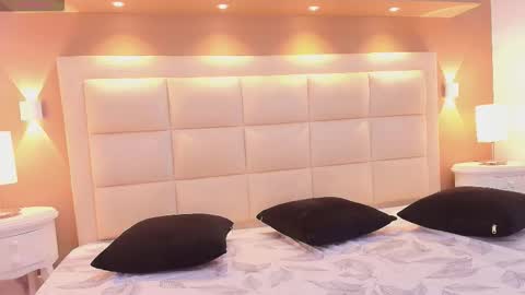 Angelica  online show from October 2025 09:37:02 PM