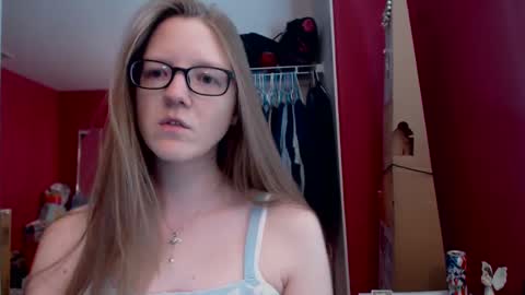 AngelicAngel online show from February 2025 06:31:02 PM