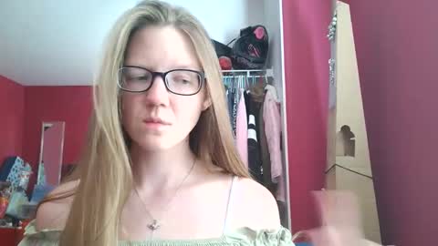 AngelicAngel online show from November 2025 09:58:01 PM