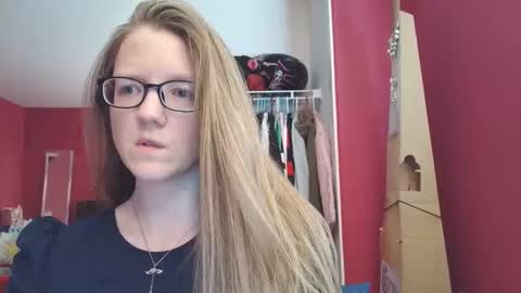 Snapshot of angelicangel3 chatting on May 2026 07:41:02 PM AngelicAngel online show from May 2026 07:41:02 PM